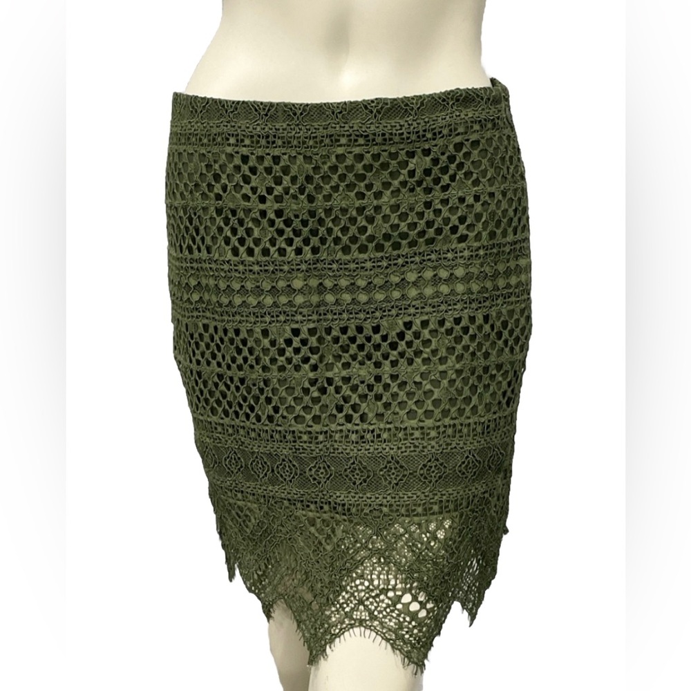Banana Republic Olive Green Crochet Lace Skirt Size 2 Boho Midi Lined Festival